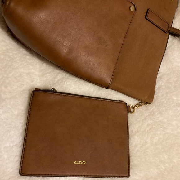 Aldo faux leather/ suede bag with bonus small purse - Picture 5 of 7